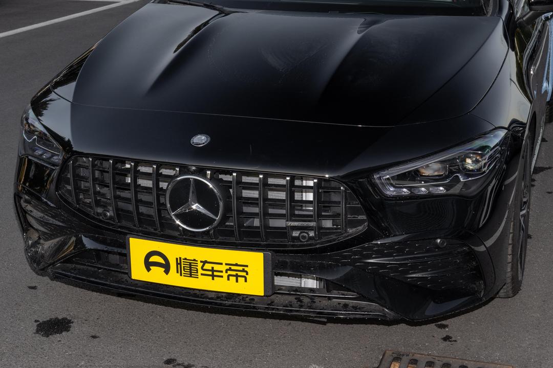 Mercedes-Benz CLA AMG 2026, фото 9
