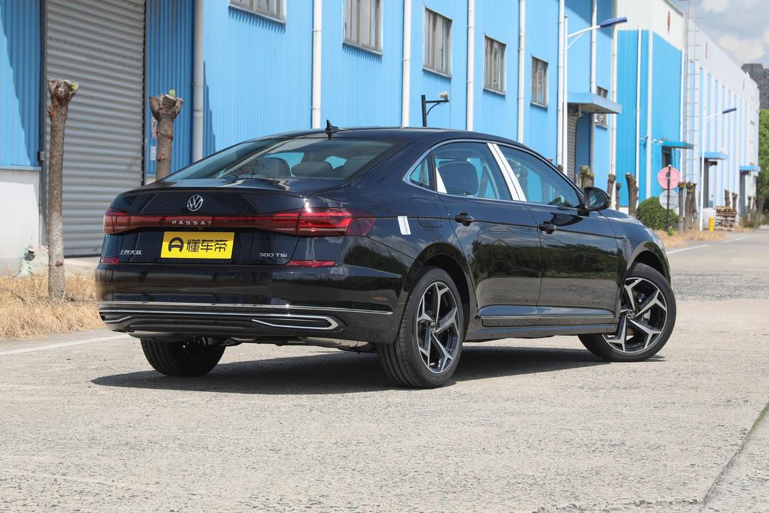 Volkswagen Passat 2026, фото 7