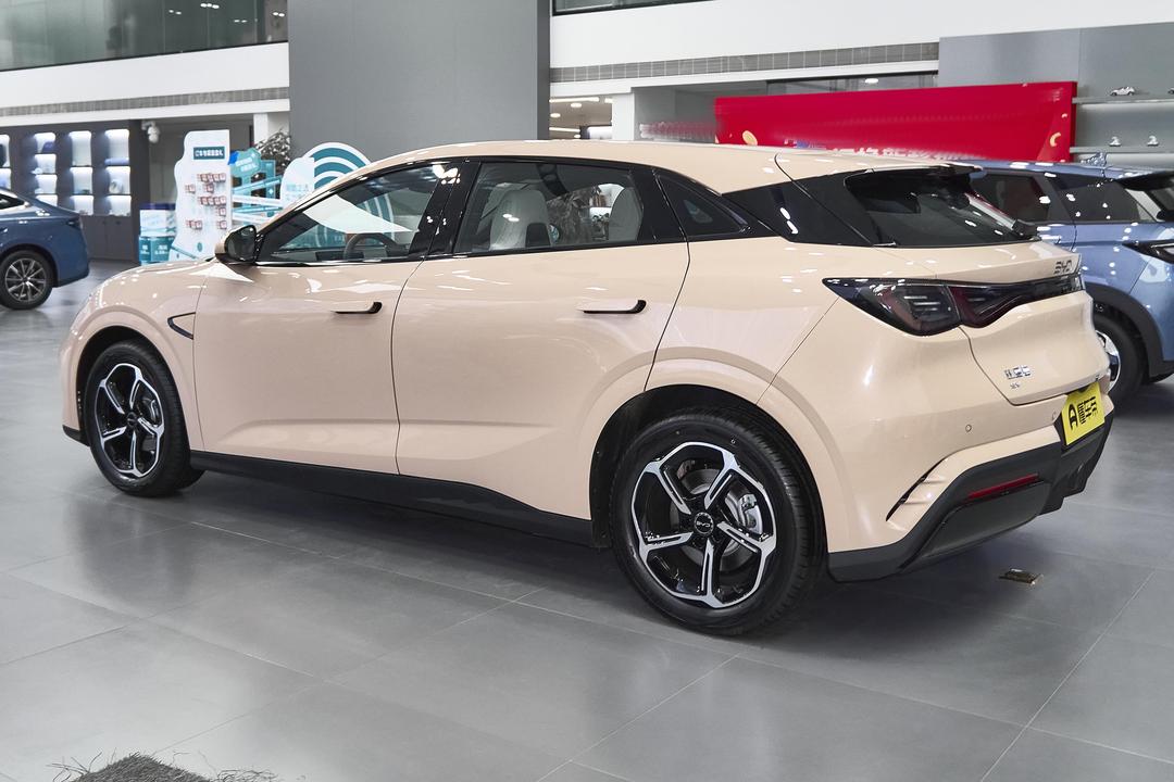 BYD Seal 06 GT 2026, фото 4