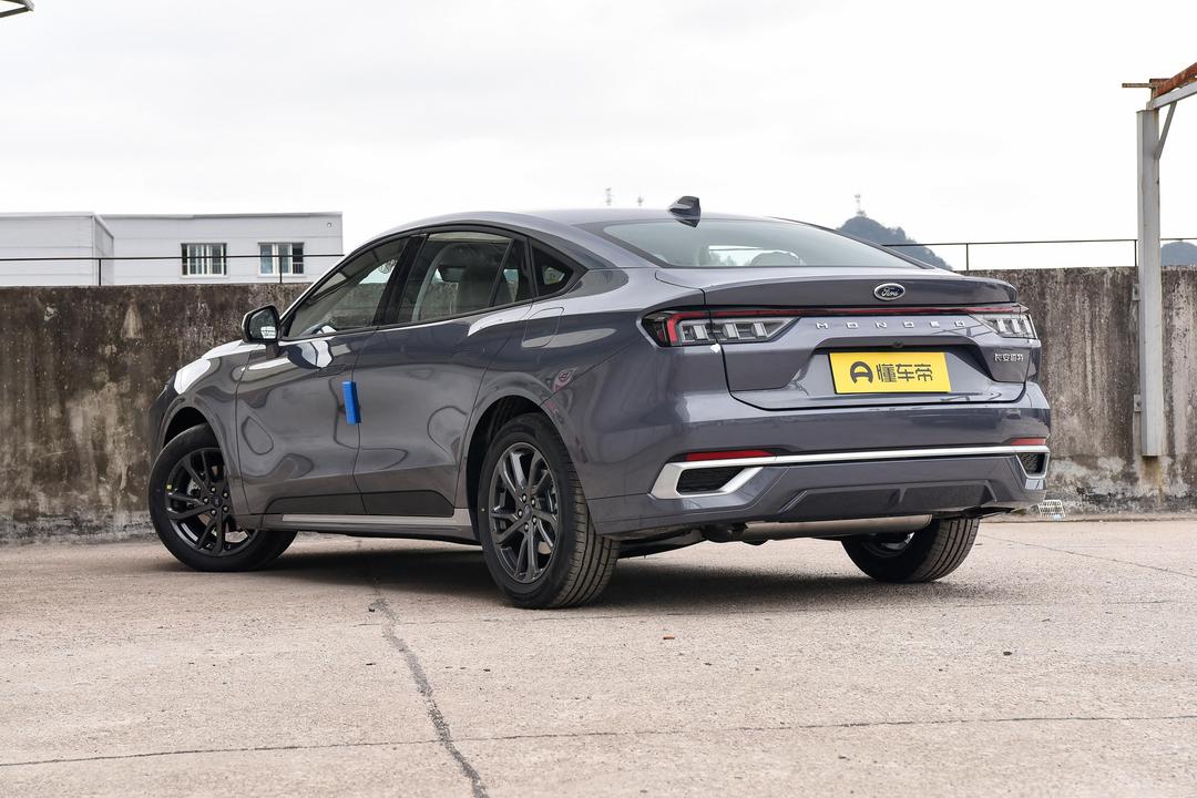 Ford Mondeo 2026, фото 5