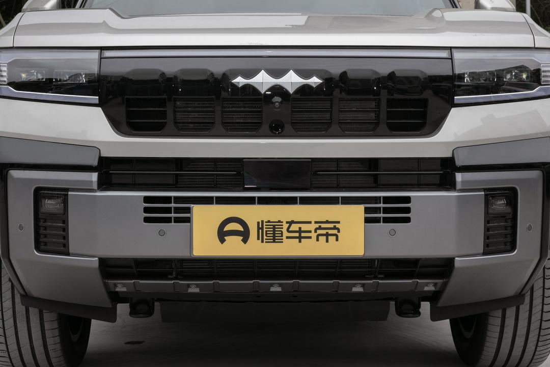 BYD Fangchengbao Leopard 8 2026, фото 10