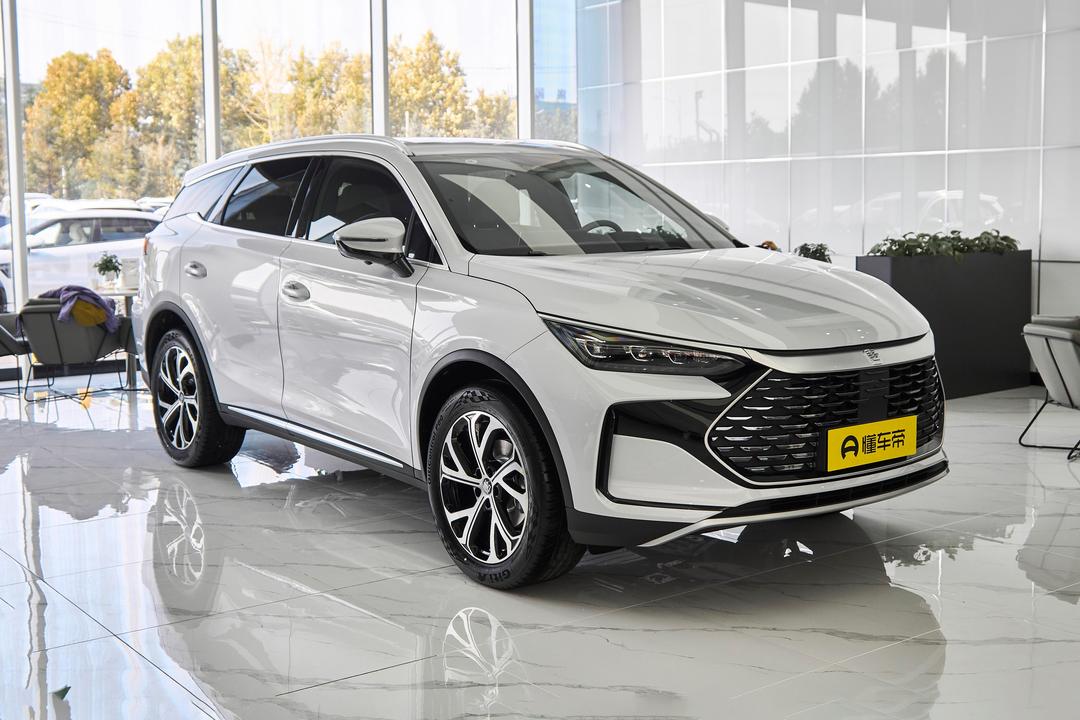 BYD Tang DM 2026, фото 3