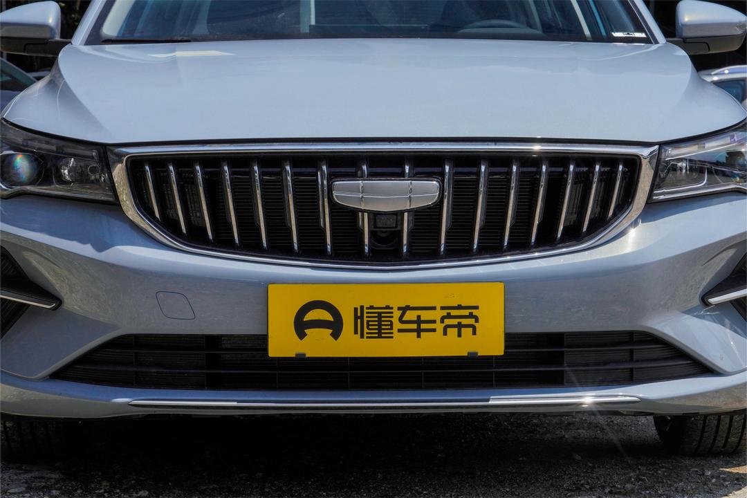 Geely Emgrand 2026, фото 10