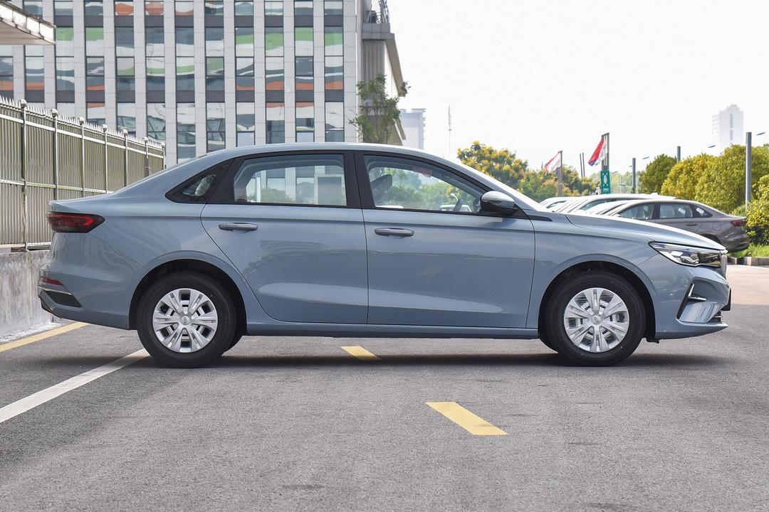 Geely Emgrand 2026, фото 8