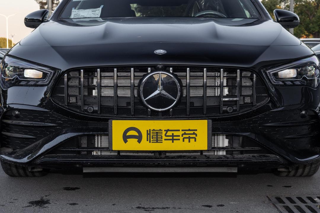 Mercedes-Benz CLA AMG 2026, фото 10
