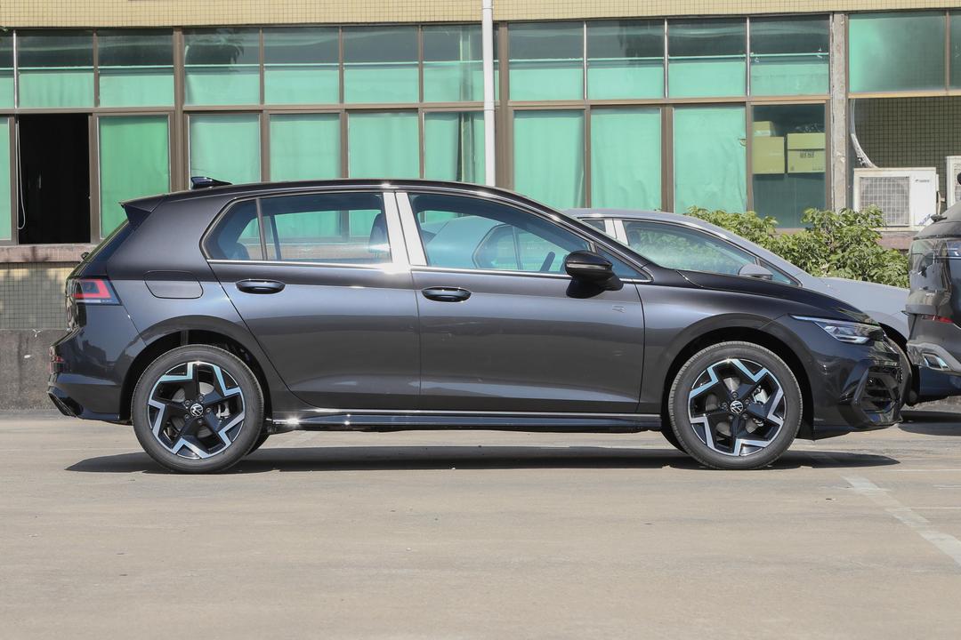 Volkswagen Golf 2026, фото 8