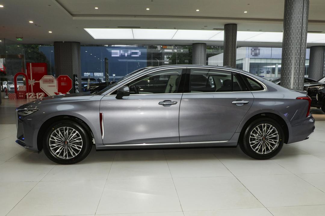 Hongqi H5 2026, фото 4