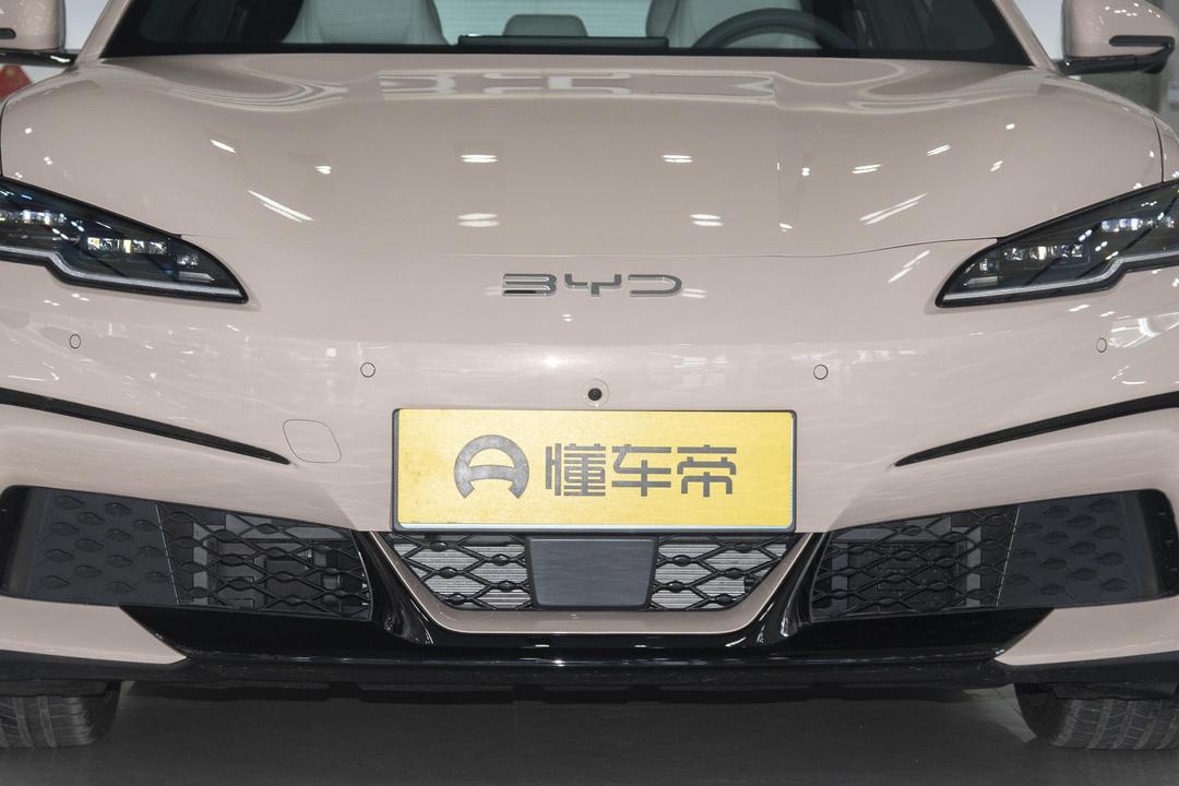 BYD Seal 06 GT 2026, фото 10