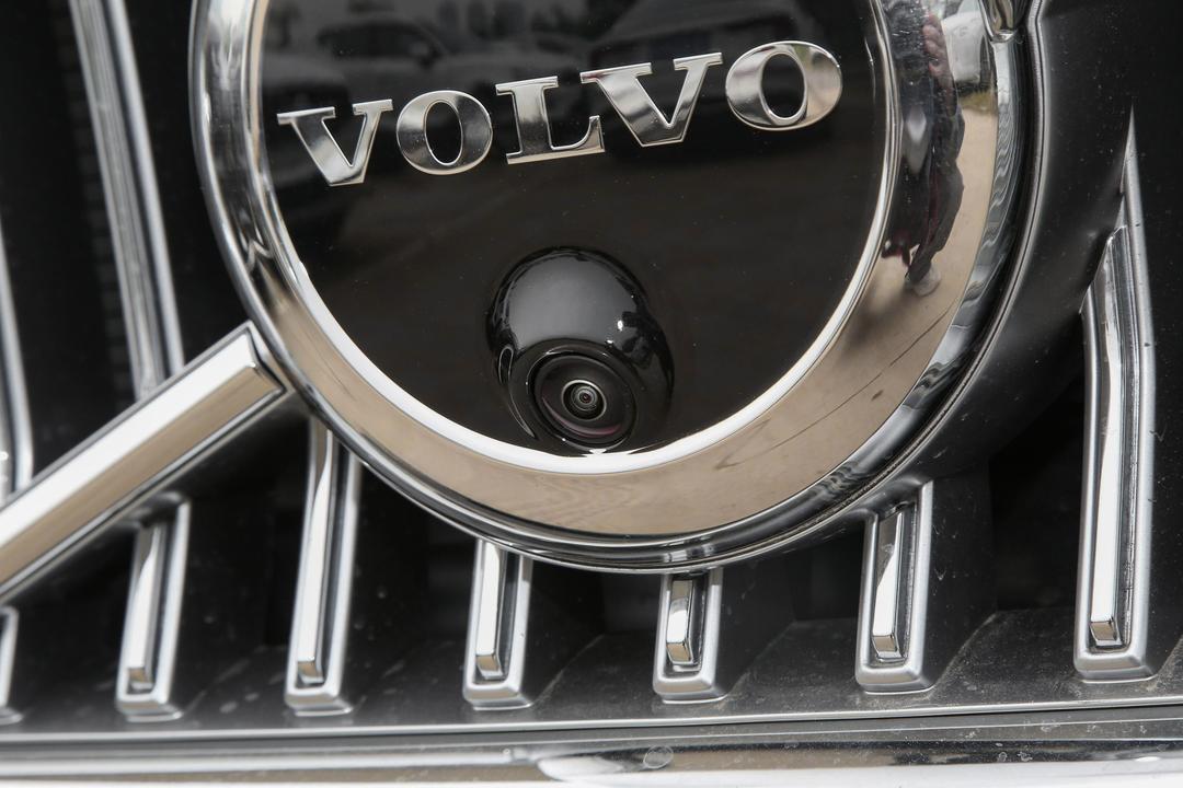Volvo S90 PHEV 2026, фото 15