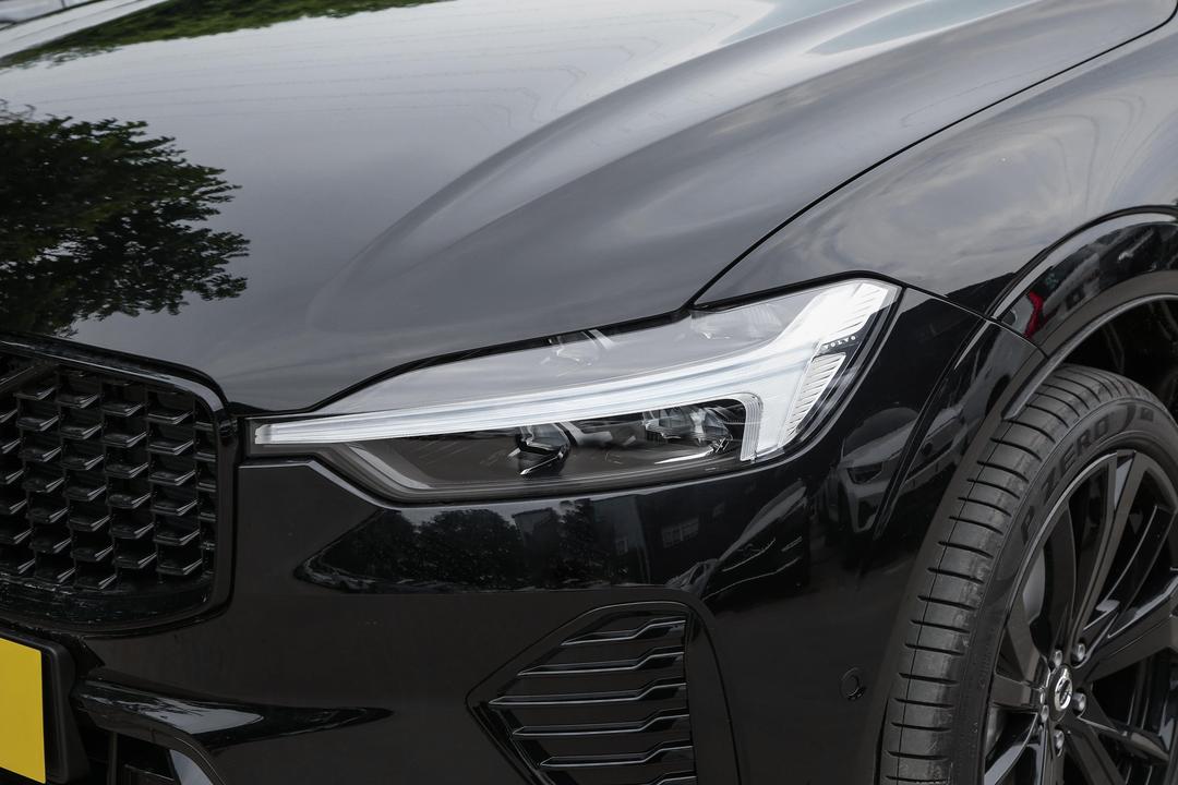 Volvo XC60 PHEV 2026, фото 13