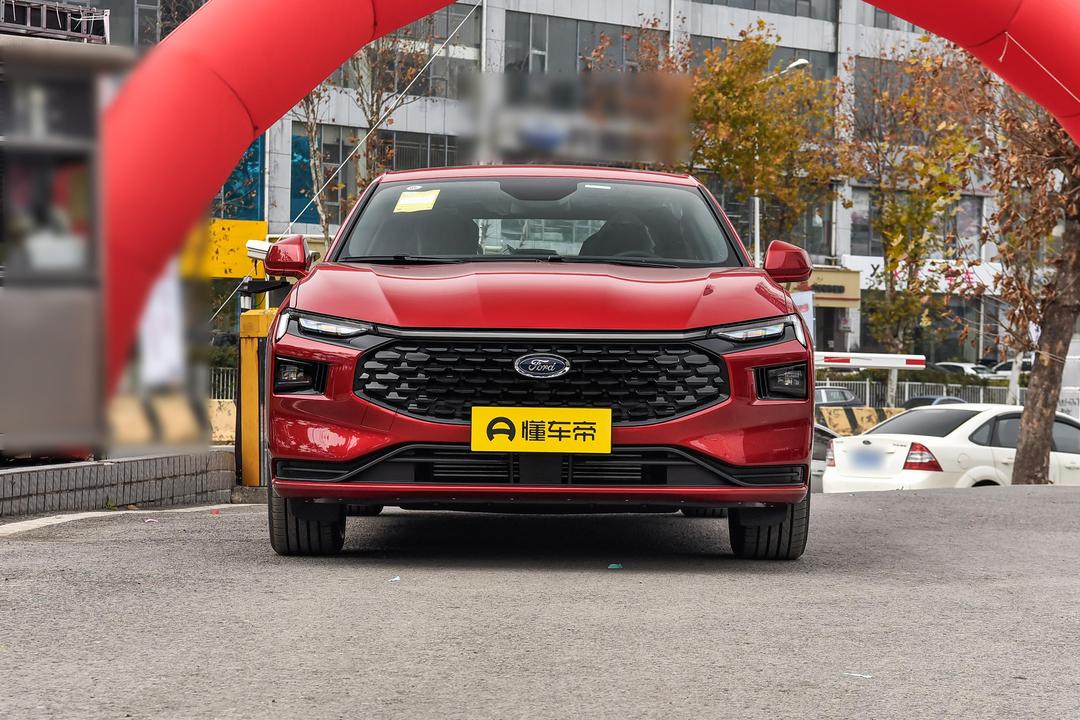 Ford Mondeo 2026, фото 2