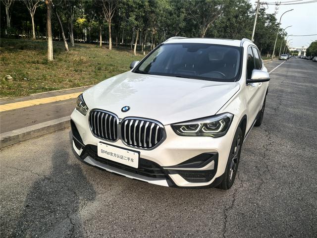 BMW X1 2022 года выпуска