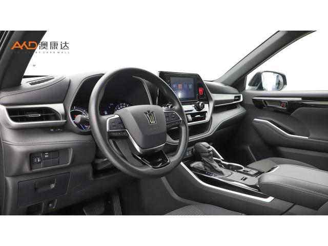 Toyota Crown Kluger 2021 2.5 L HEV 4 WD — фото 9