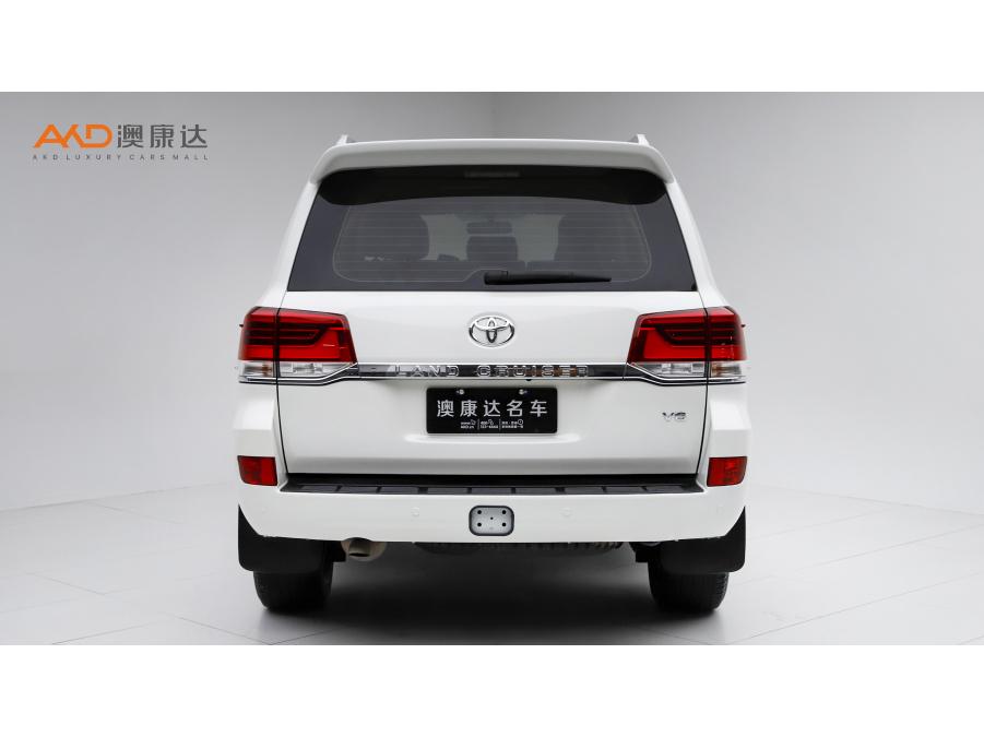 Toyota Land Cruiser 2015 4.0L MT 5 мест