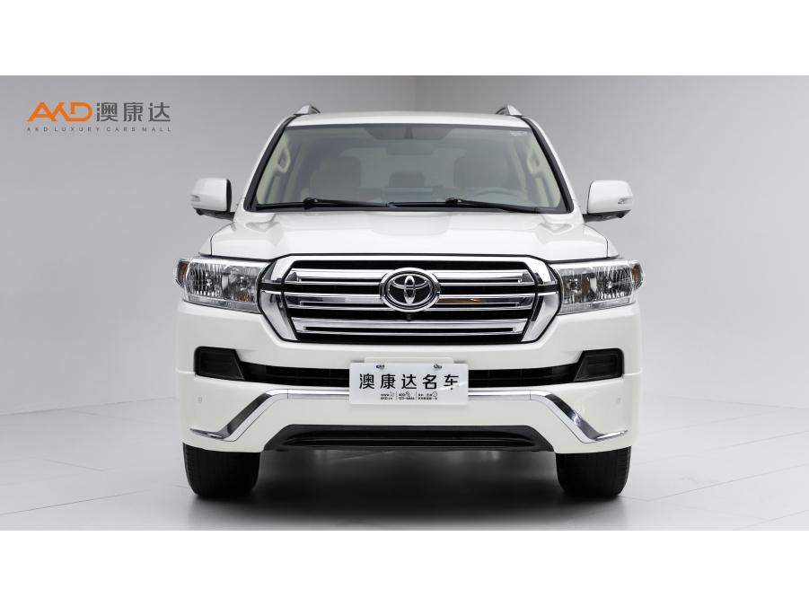 Toyota Land Cruiser 2015 4.0L MT 5 мест
