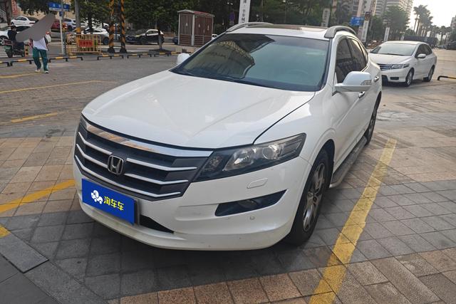 Honda Crosstour 2012 года выпуска