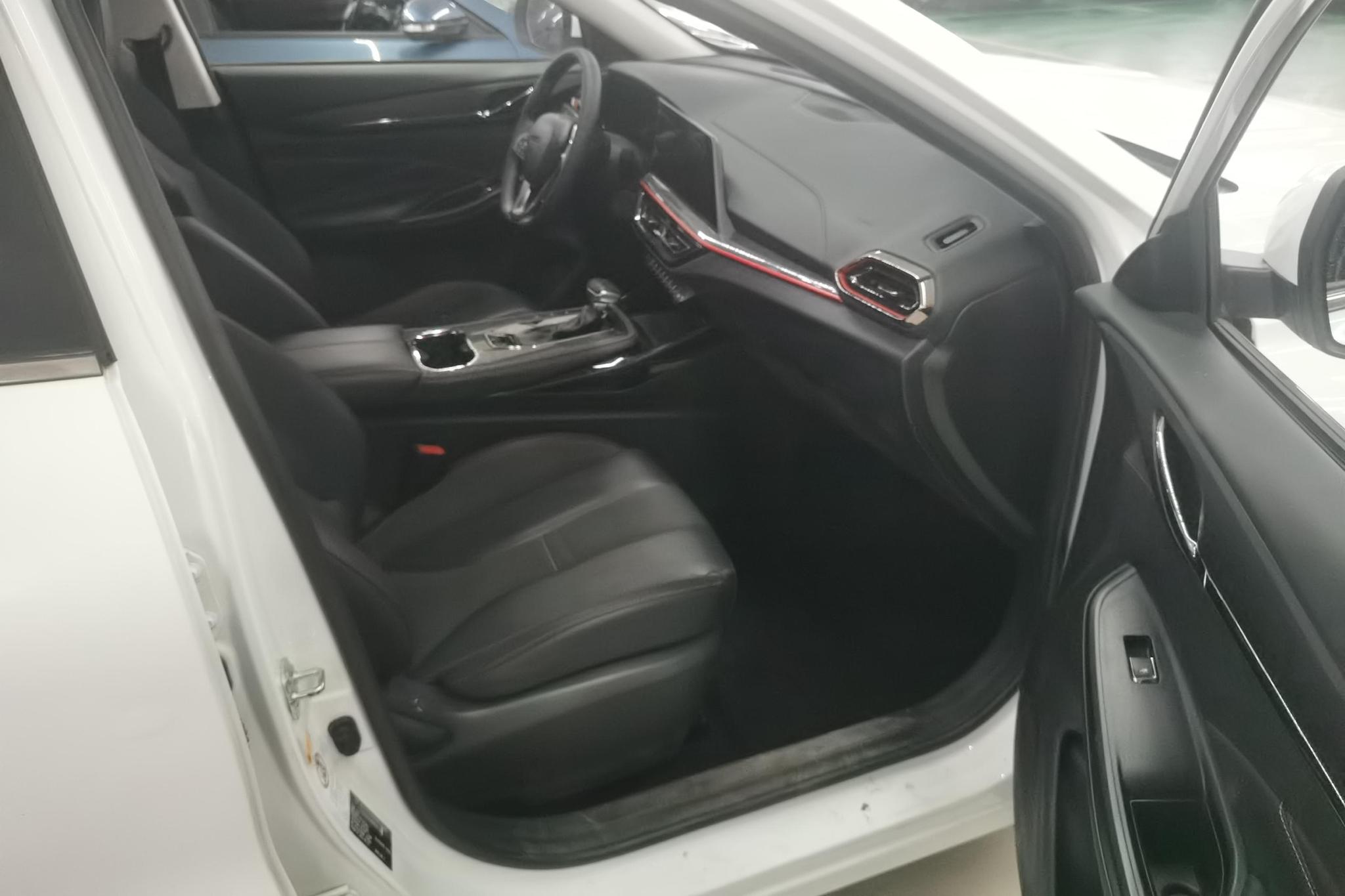 Oshan X5 2021 1.5T DCT Elite