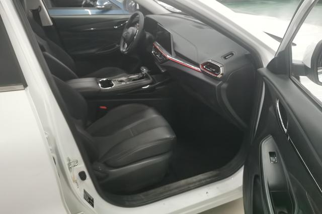 Changan Auchan X5 2021 1.5 T DCTElite — фото 10