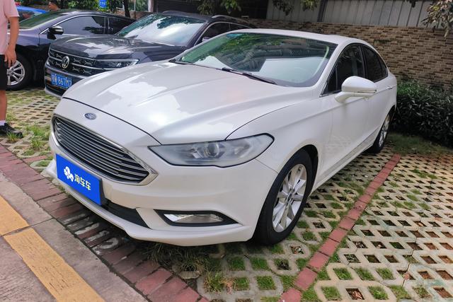 Ford Mondeo 2017 года выпуска