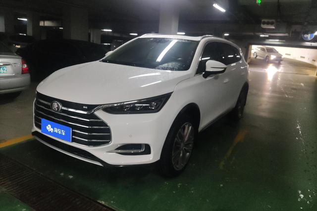 BYD Tang 2018 года выпуска