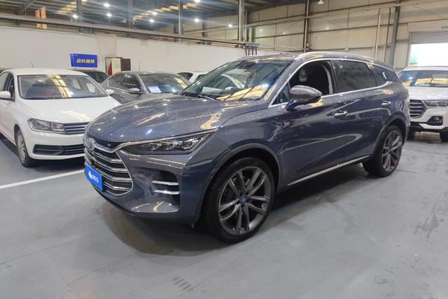 BYD Tang 2018 года выпуска