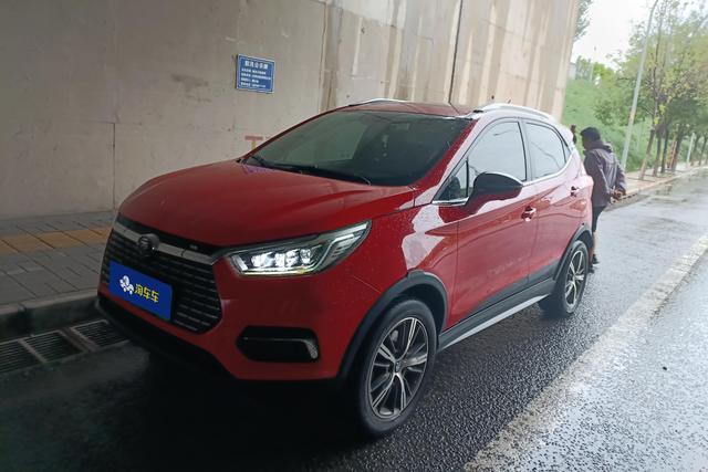 BYD Yuan 2019 года выпуска