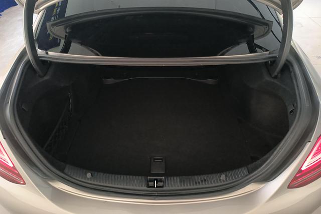 Mercedes Benz C-Class 2021 — фото 17