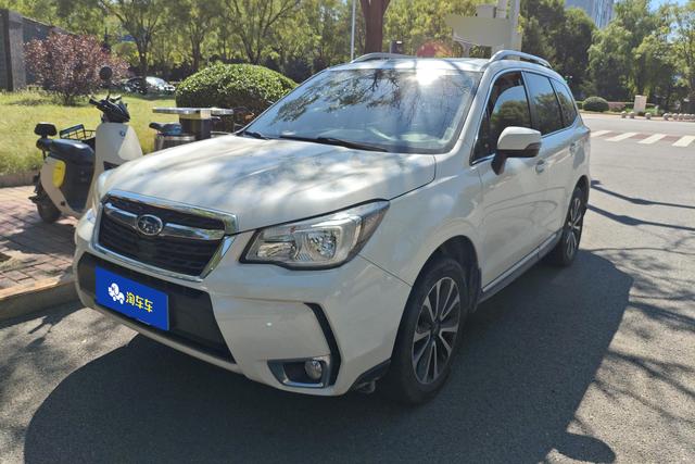 Subaru Forester 2016 года выпуска