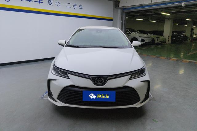 Toyota Corolla id 3783669 из Китая 10