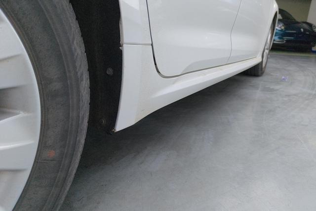 Toyota Corolla id 3783669 из Китая 17