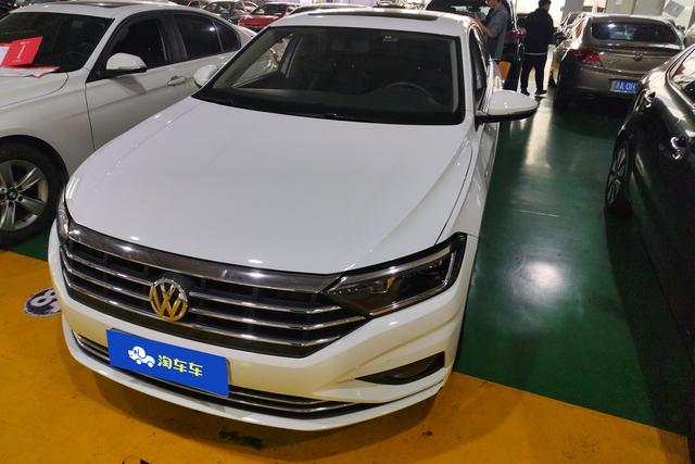 Volkswagen Jetta 2020 года выпуска
