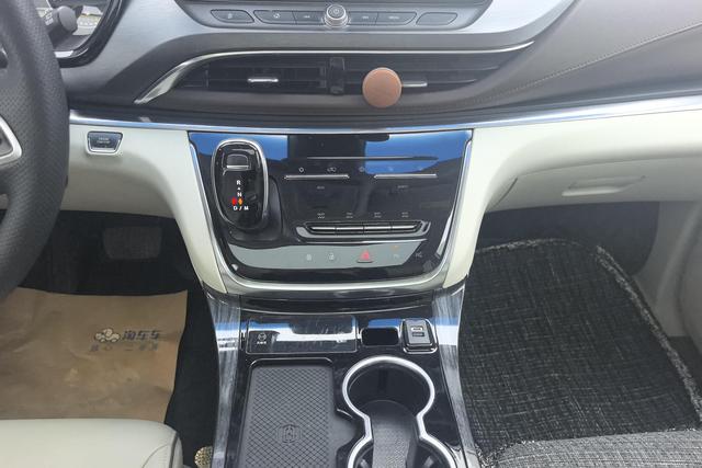 Buick GL8 id 4253181 из Китая 7