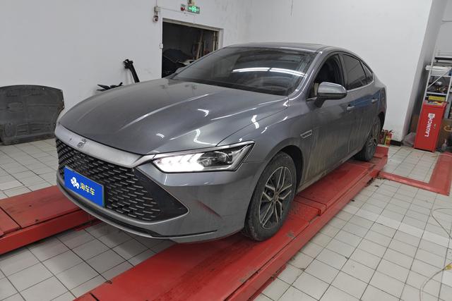 BYD Qin 2021 года выпуска