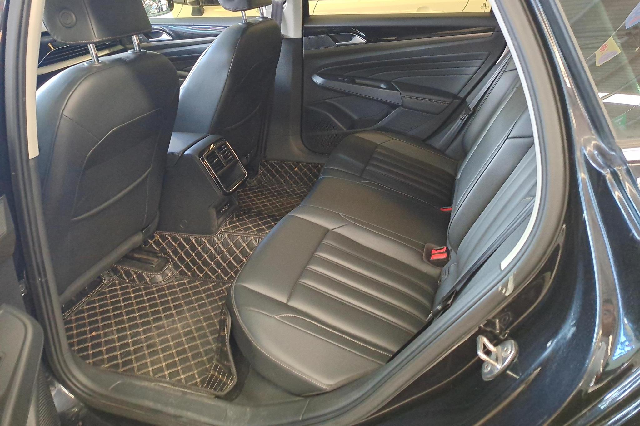 Volkswagen Passat 2020 Черный из Китая, фото 6