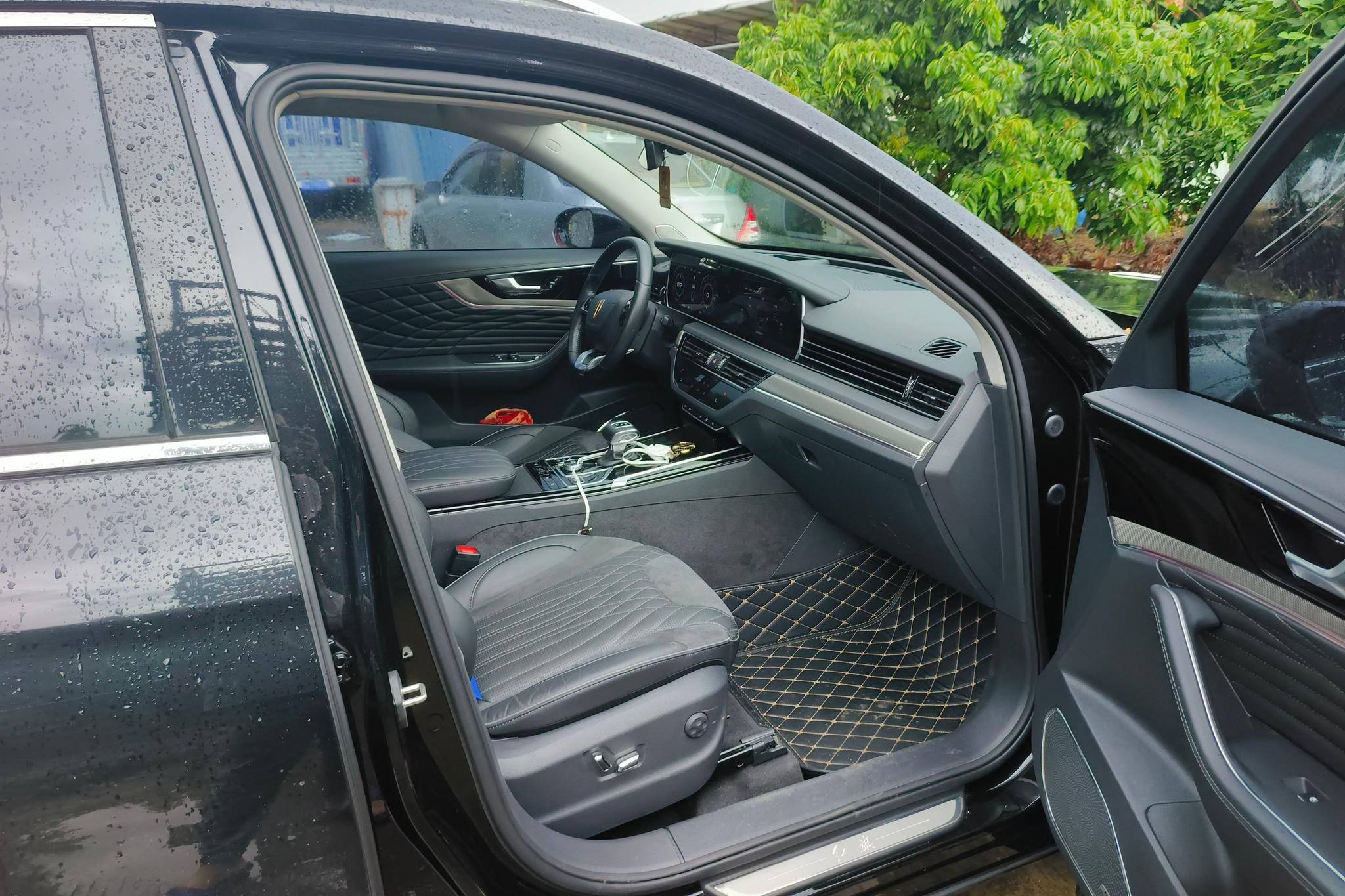Hongqi HS5 2022 2.0T