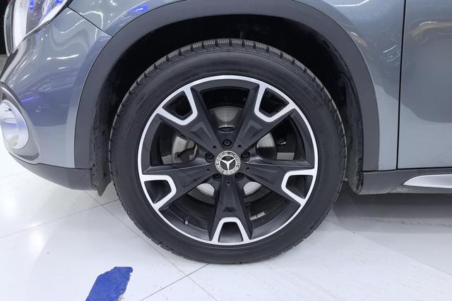 Mercedes Benz GLA 2017 — фото 9