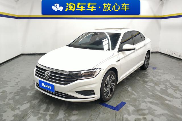 Volkswagen Jetta 2022 года выпуска
