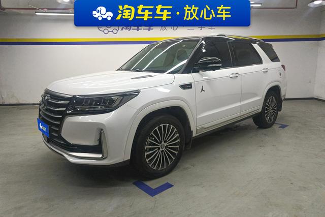 Changan CS95 2019 года выпуска