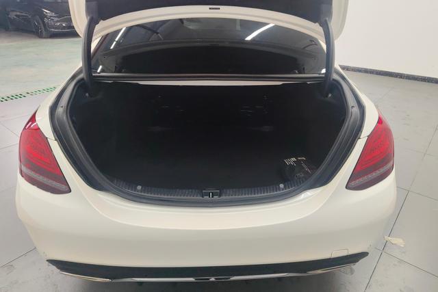 Mercedes Benz C-Class 2020 — фото 17