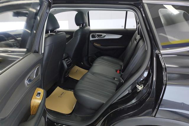 Roewe RX5 MAX 2019 — фото 16