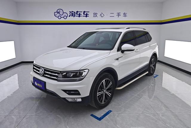 Volkswagen Tiguan L 2019 — фото 1