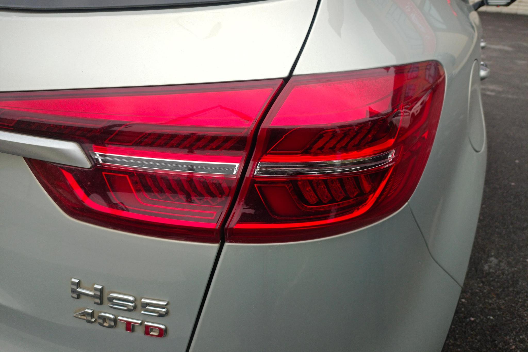 Hongqi HS5 2019 2.0T