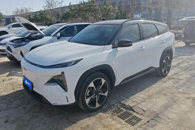Geely Galaxy L7 2023 года выпуска