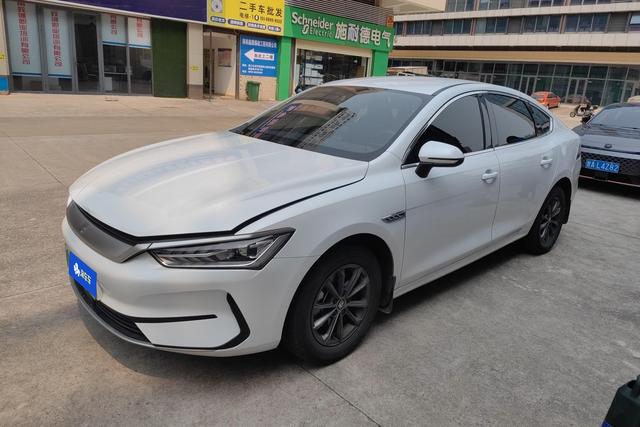 BYD Qin 2021 года выпуска