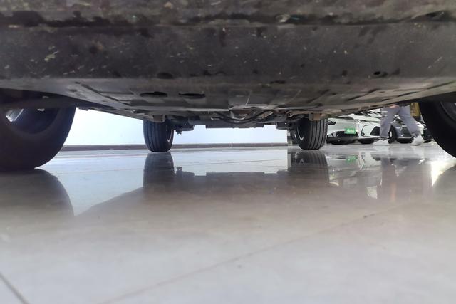 Geely Automobile Binyue id 3769033 из Китая 7