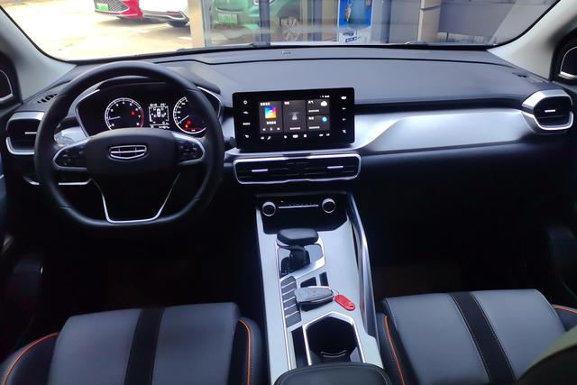 Geely Automobile Binyue id 3769033 из Китая 14