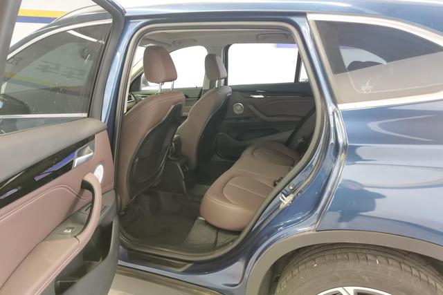 BMW X1 2022 — фото 16