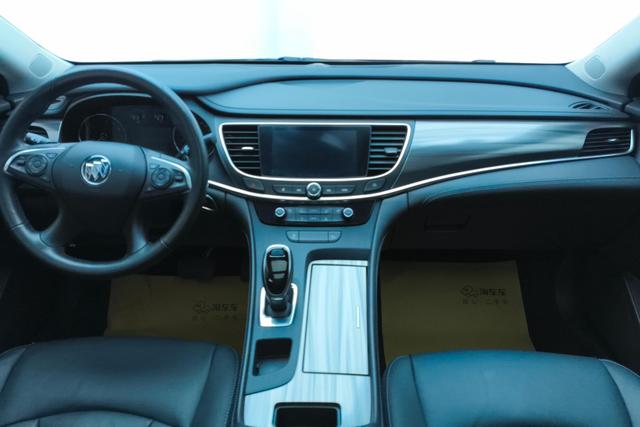 Buick Lacrosse 2022 — фото 12