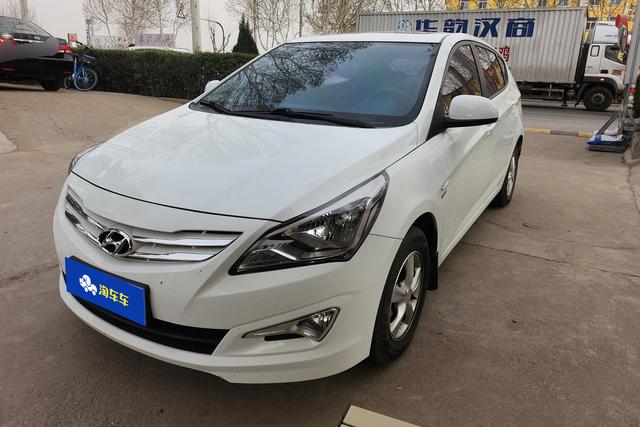 Hyundai Verna 2014 года выпуска