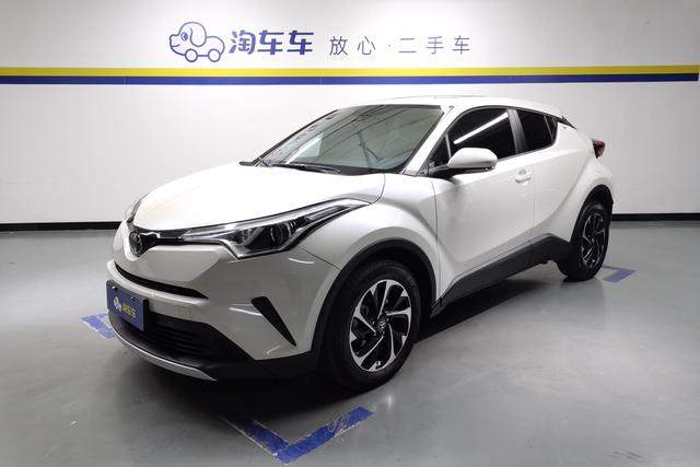 Toyota C-HR 2020 года выпуска